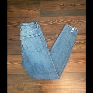 Good American Good Waist washed denim ankle jeans
